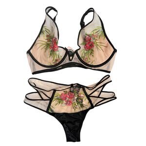Victoria’s Secret Very Sexy Bra 36C Unlined Plunge + Sheer Embroidered Set M NWT